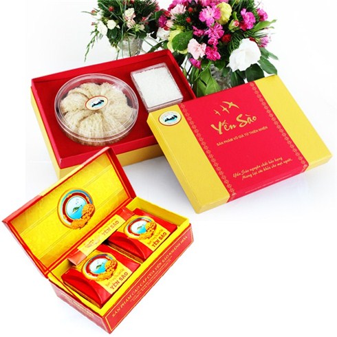 Cánh ăn bánh trung thu yến sào Khánh Hòa không bị tăng cân