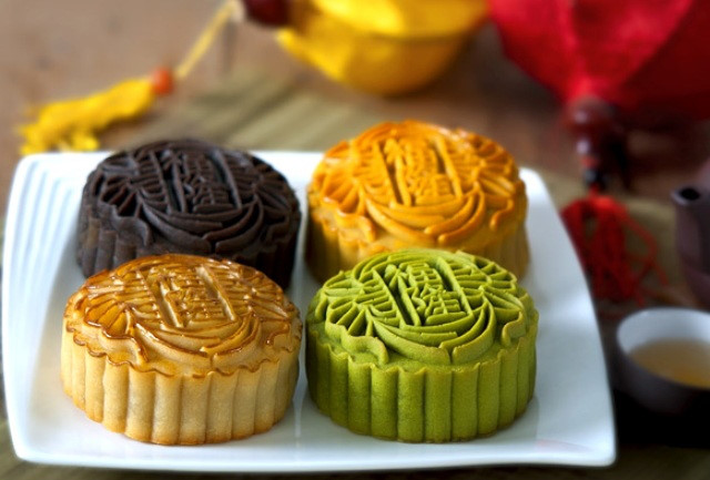 Những mối nguy từ bánh trung thu không rõ nguồn gốc