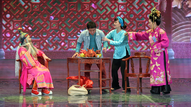 Gala Cười 2017 - Xuân Hinh - Thanh Thanh Hiền “Tung Hứng” Đầy Duyên Dáng