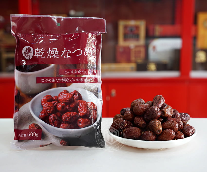 Táo đỏ sấy khô Kobe Bussan Nhật Bản gói 500g